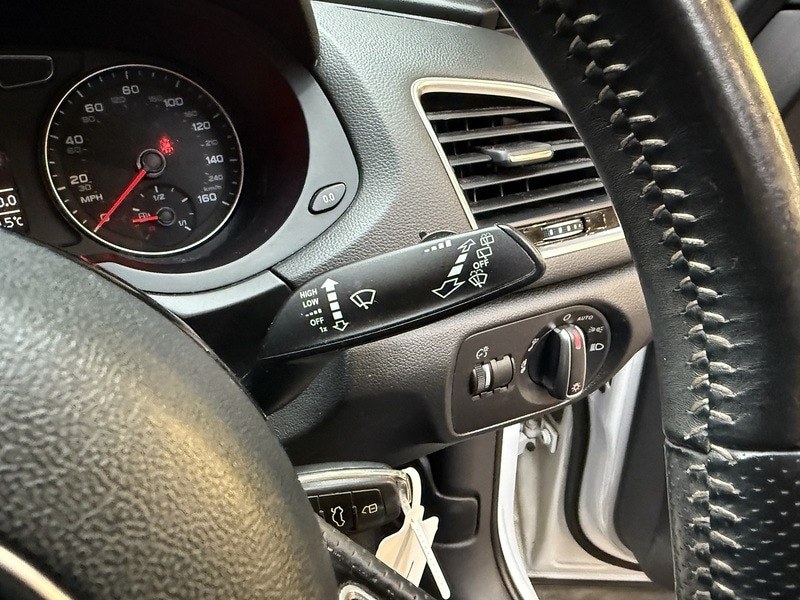 Used Audi Q3 2015 for sale - 76396622: Photo 65