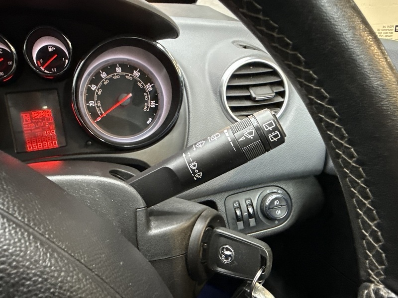 Used Vauxhall Meriva 2013 for sale - 77805709: Photo 54