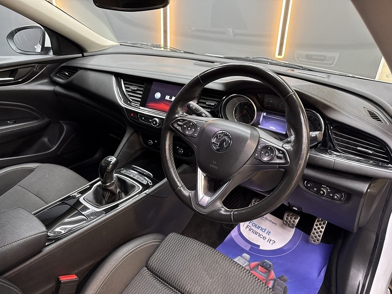 Used Vauxhall Insignia for sale - 77920937: Photo 32