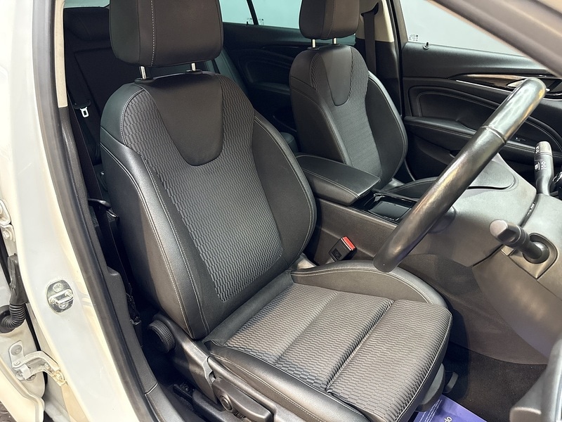 Used Vauxhall Insignia for sale - 77920937: Photo 37