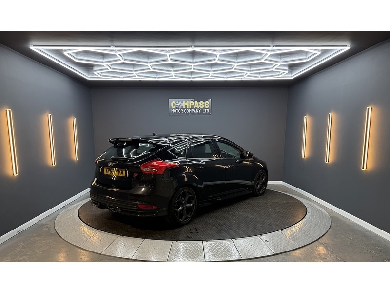 Used Ford Focus 2015 for sale - 76859824: Photo 14