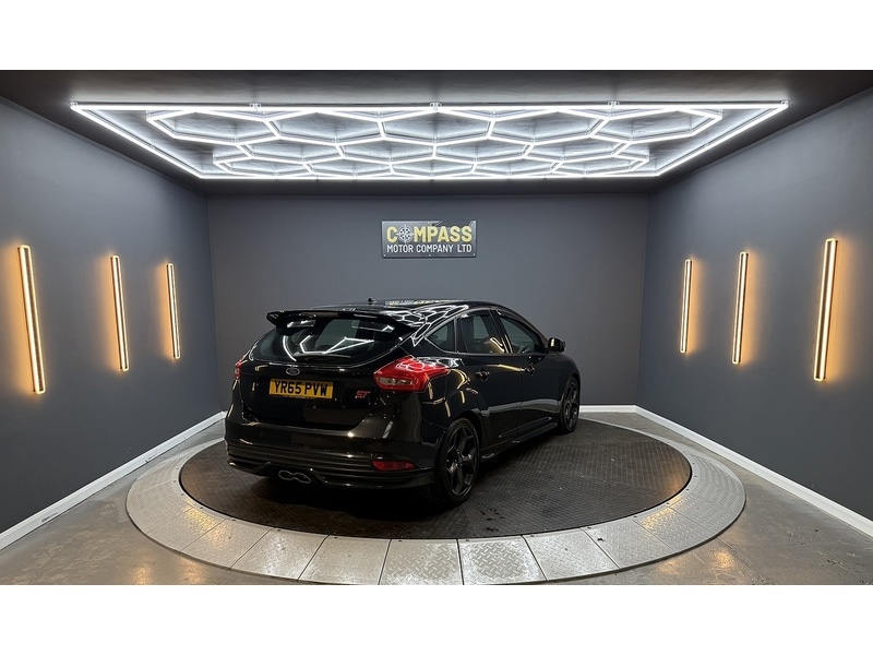 Used Ford Focus 2015 for sale - 76859824: Photo 15