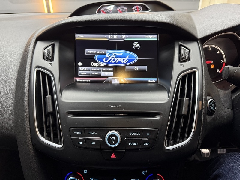 Used Ford Focus 2015 for sale - 76859824: Photo 40