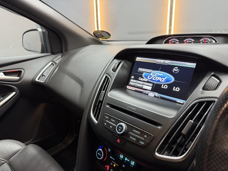 Used Ford Focus 2015 for sale - 76859824: Photo 45