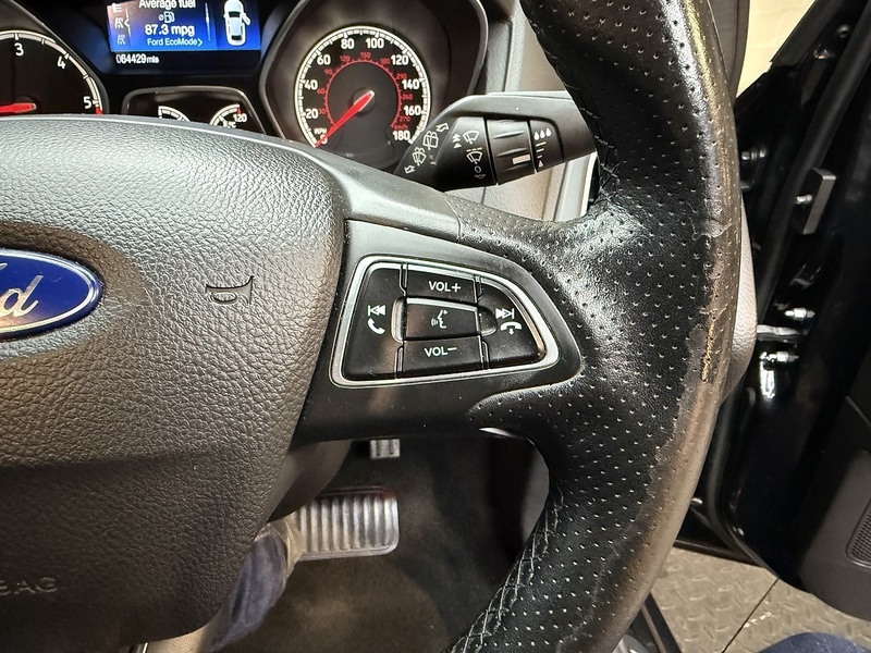 Used Ford Focus 2015 for sale - 76859824: Photo 47