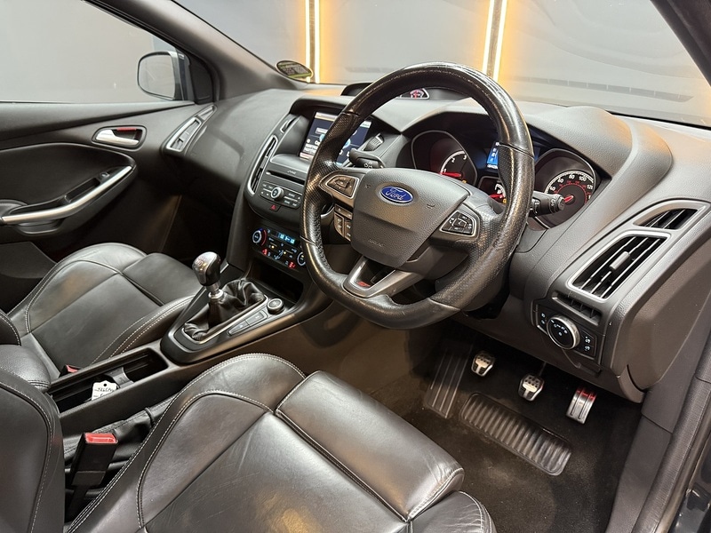 Used Ford Focus 2015 for sale - 76859824: Photo 50