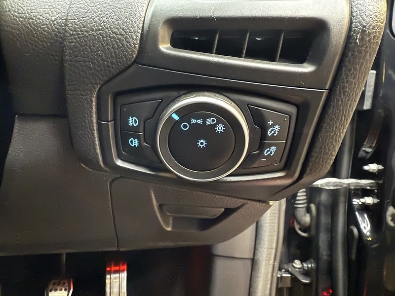 Used Ford Focus 2015 for sale - 76859824: Photo 52