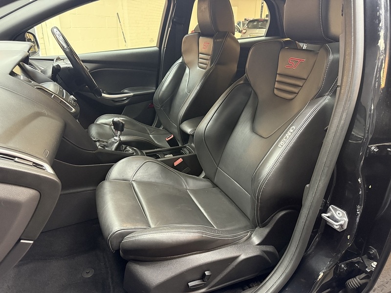 Used Ford Focus 2015 for sale - 76859824: Photo 69