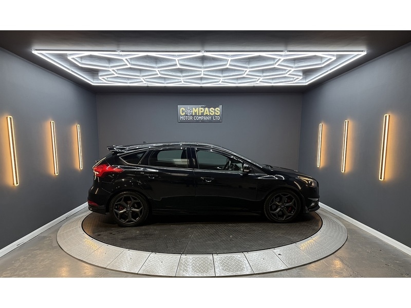 Used Ford Focus 2015 for sale - 76859824: Photo 9