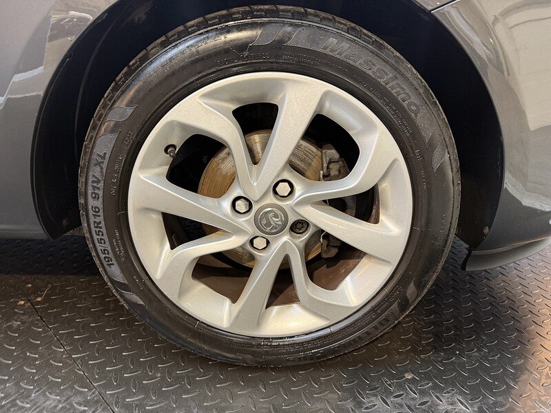 Used Vauxhall Corsa 2015 for sale - 77937448: Photo 25