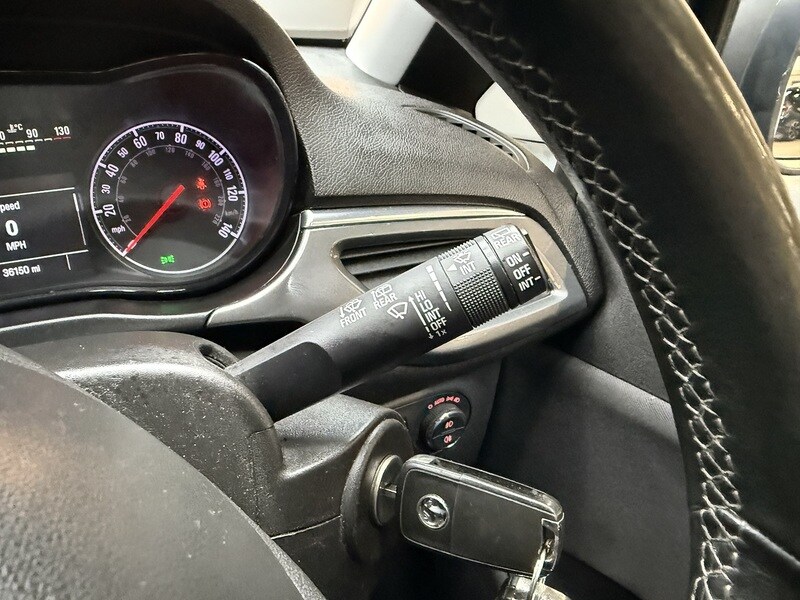 Used Vauxhall Corsa 2015 for sale - 77937448: Photo 50