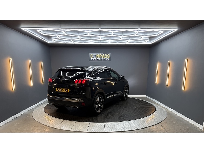 Used Peugeot 3008 2018 for sale - 77213055: Photo 11