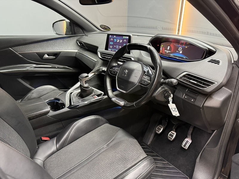 Used Peugeot 3008 2018 for sale - 77213055: Photo 30