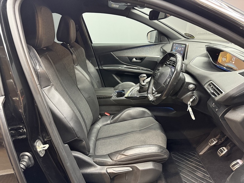 Used Peugeot 3008 2018 for sale - 77213055: Photo 32