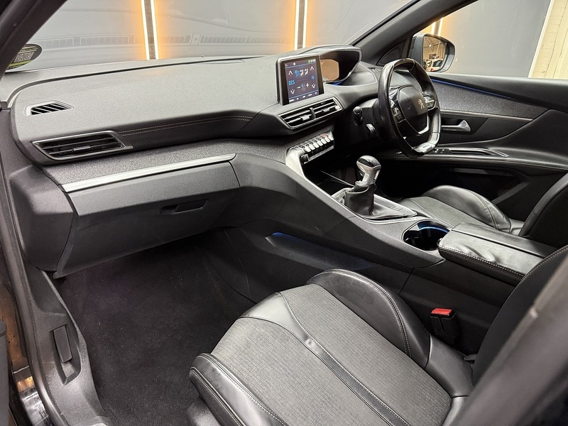 Used Peugeot 3008 2018 for sale - 77213055: Photo 42