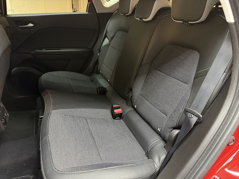 Used Renault Captur 2021 for sale - 77622074: Photo 43