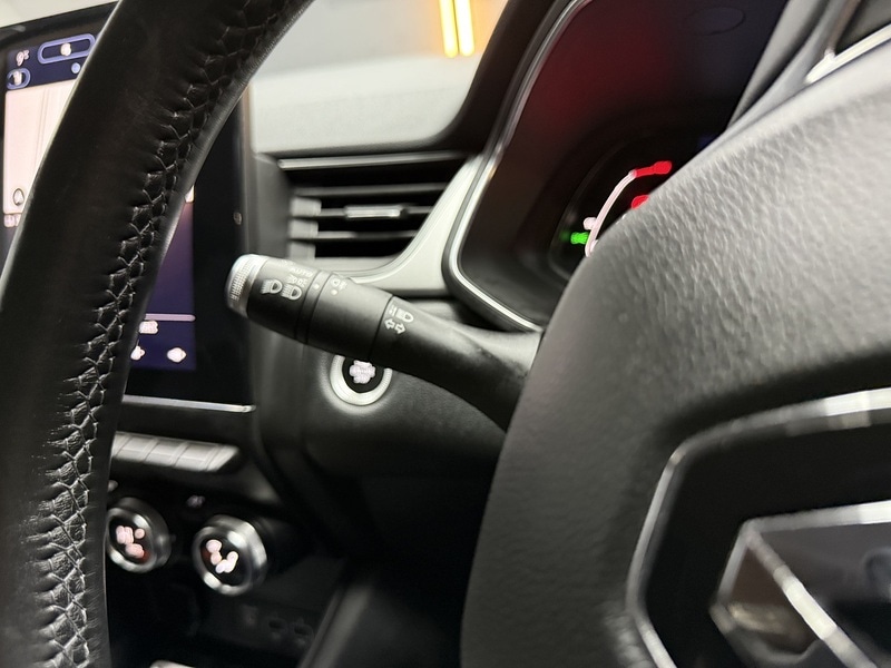 Used Renault Captur 2021 for sale - 77622074: Photo 57