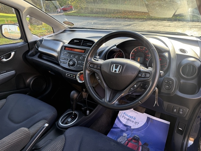 Used Honda Jazz 2014 for sale - 76555129: Photo 23