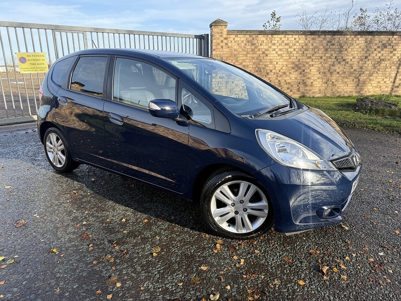 Used Honda Jazz 2014 for sale - 76555129: Photo 3