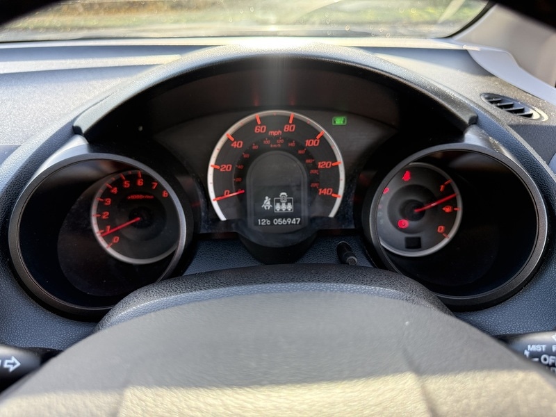 Used Honda Jazz 2014 for sale - 76555129: Photo 35