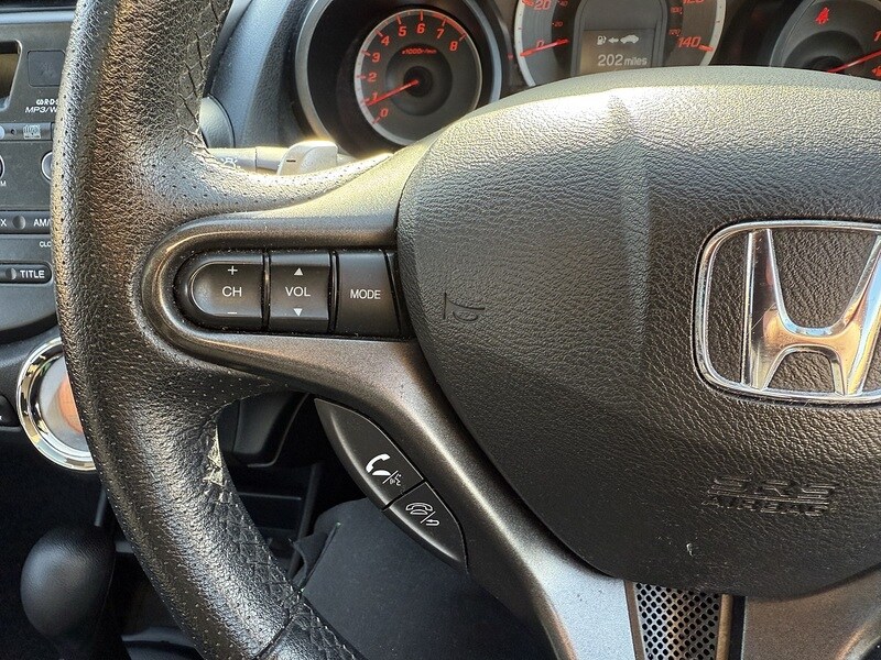 Used Honda Jazz 2014 for sale - 76555129: Photo 42