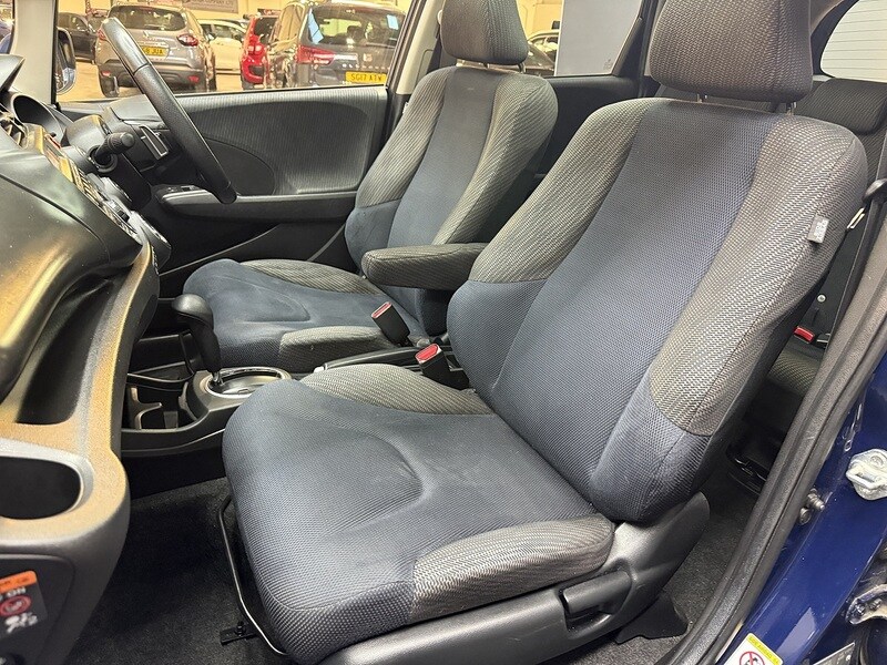 Used Honda Jazz 2014 for sale - 76555129: Photo 54