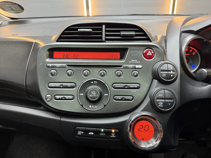 Used Honda Jazz 2014 for sale - 76555129: Photo 57