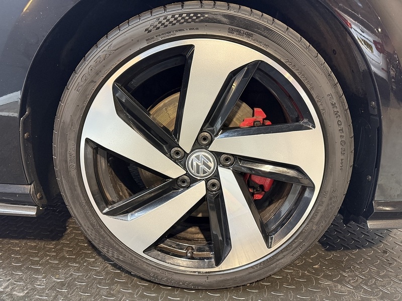 Used Volkswagen Golf 2018 for sale - 77437792: Photo 30