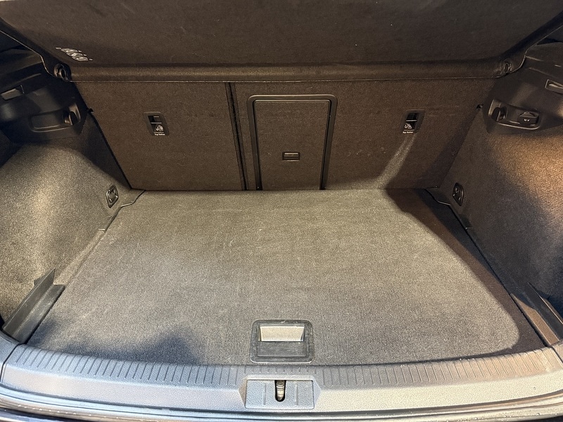 Used Volkswagen Golf 2018 for sale - 77437792: Photo 41