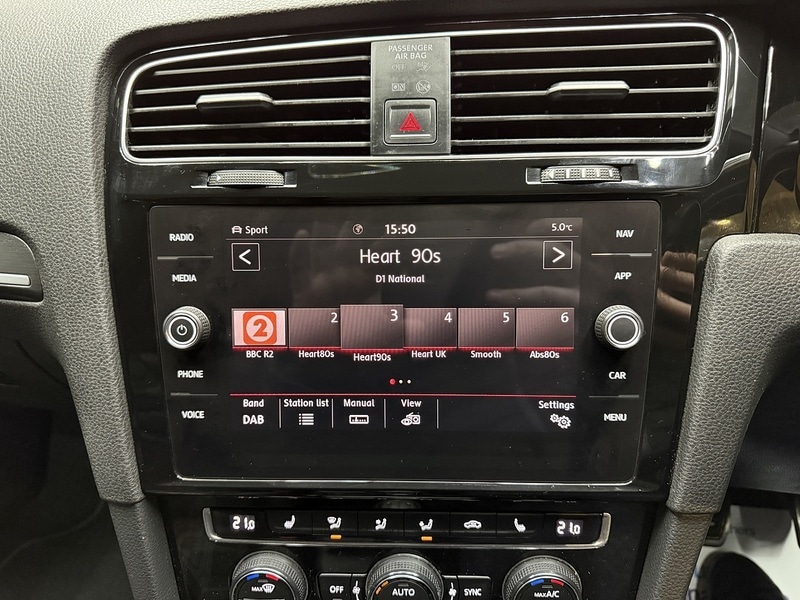 Used Volkswagen Golf 2018 for sale - 77437792: Photo 51