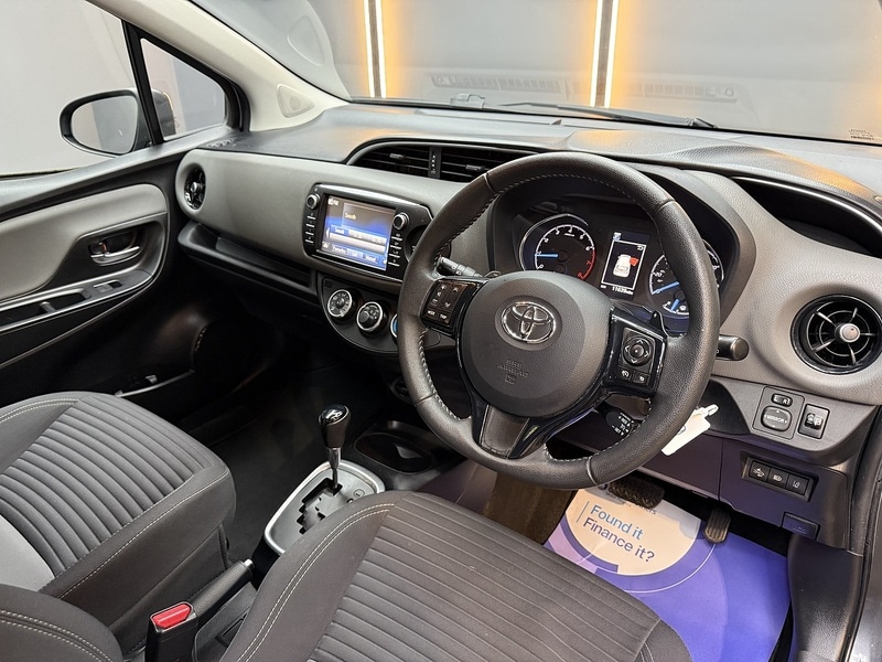 Used Toyota Yaris 2018 for sale - 77990202: Photo 25
