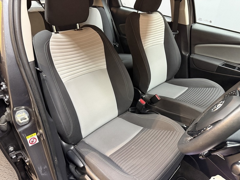 Used Toyota Yaris 2018 for sale - 77990202: Photo 29