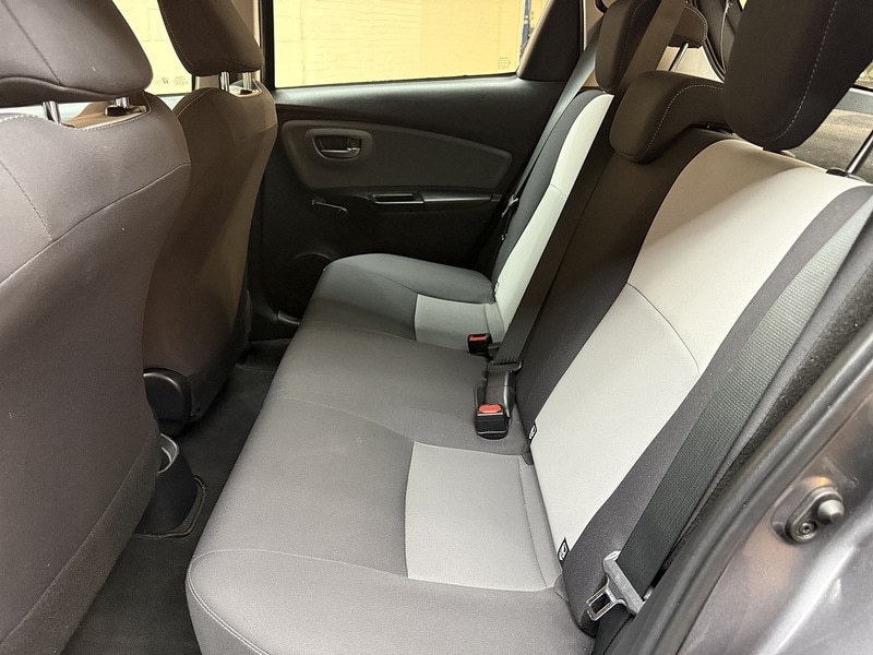 Used Toyota Yaris 2018 for sale - 77990202: Photo 35