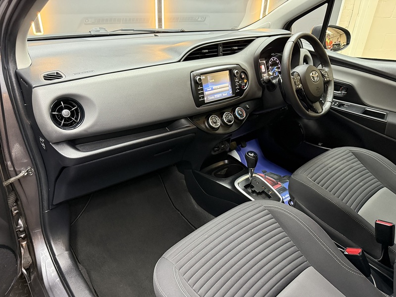 Used Toyota Yaris 2018 for sale - 77990202: Photo 38