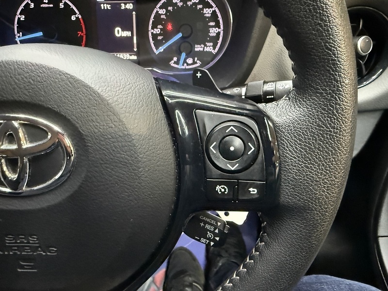 Used Toyota Yaris 2018 for sale - 77990202: Photo 49