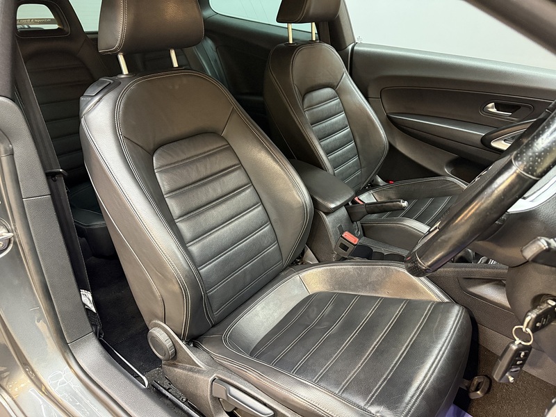 Used Volkswagen Scirocco 2013 for sale - 78182215: Photo 31