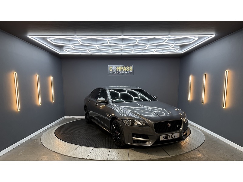 Used Jaguar XF 2017 for sale - 77906025: Photo 2