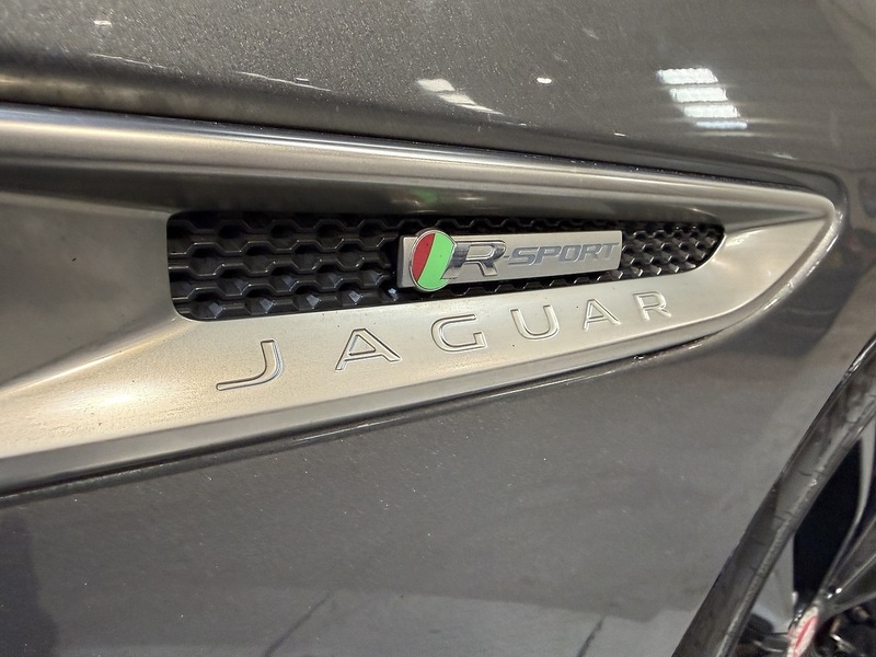 Used Jaguar XF 2017 for sale - 77906025: Photo 31