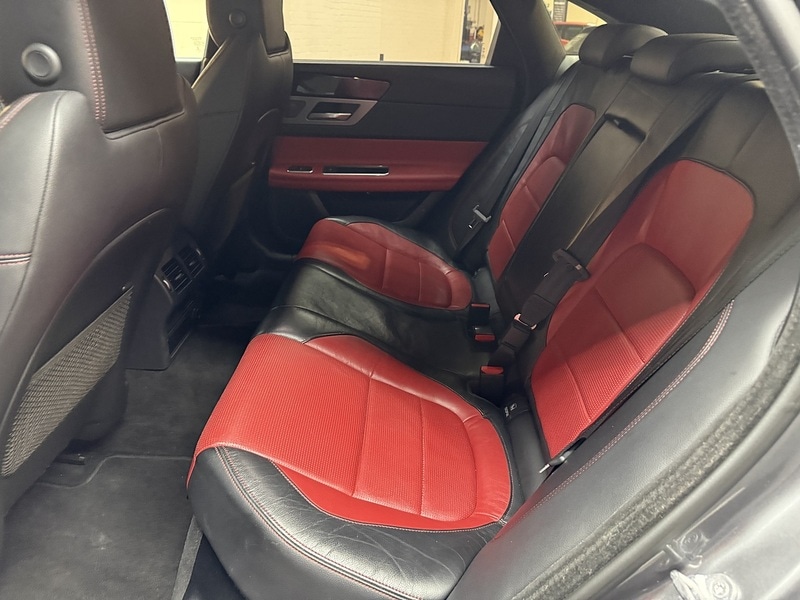 Used Jaguar XF 2017 for sale - 77906025: Photo 43