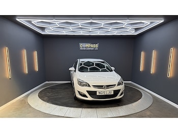 Used Vauxhall Astra 2015 for sale - 79210701: Photo