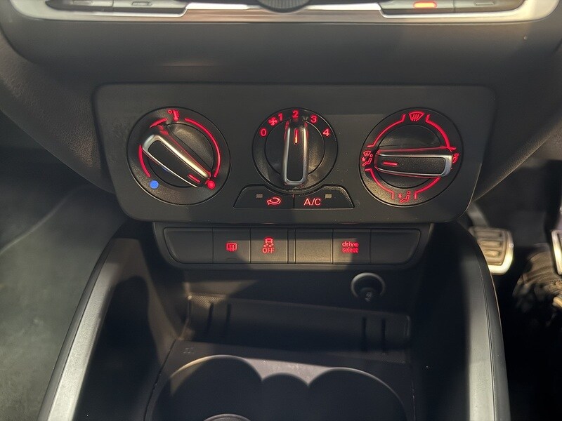 Used Audi A1 2015 for sale - 76482559: Photo 54