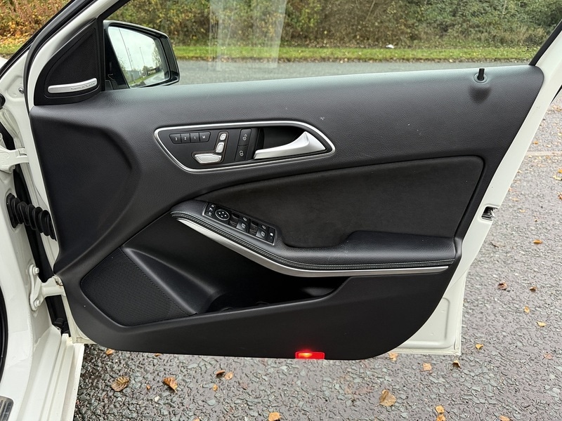 Used Mercedes-Benz A-Class 2016 for sale - 76547380: Photo 31