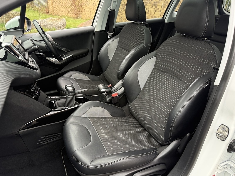 Used Peugeot 2008 2017 for sale - 76292207: Photo 33