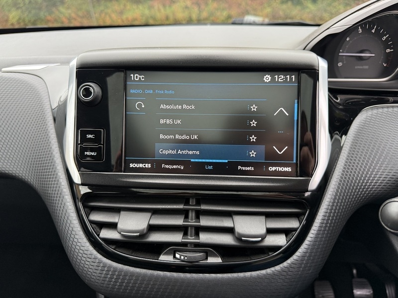 Used Peugeot 2008 2017 for sale - 76292207: Photo 38