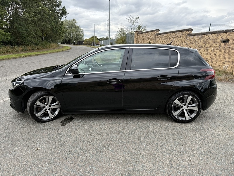 Used Peugeot 308 2019 for sale - 76280540: Photo 16