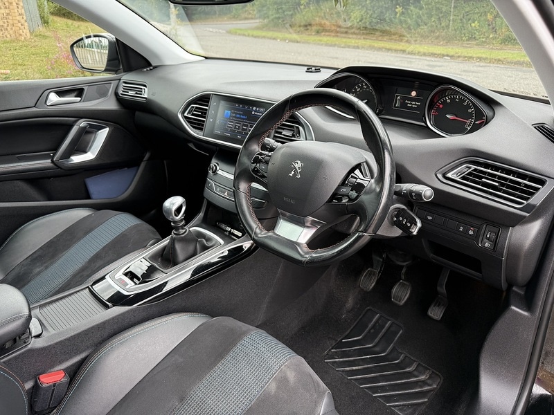 Used Peugeot 308 2019 for sale - 76280540: Photo 25