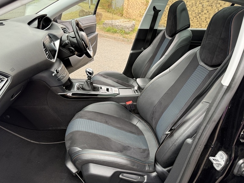 Used Peugeot 308 2019 for sale - 76280540: Photo 39