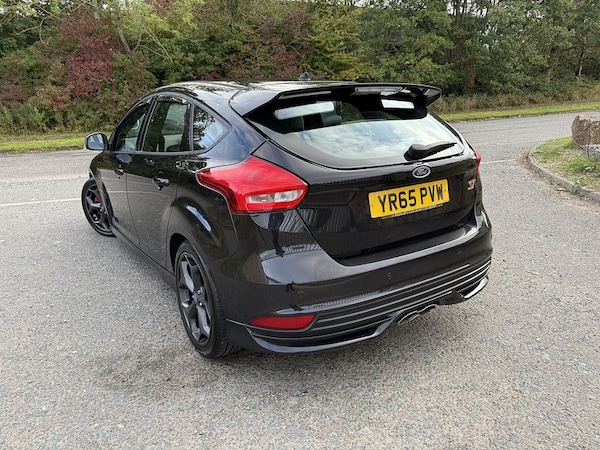 Used Ford Focus 2015 for sale - 76280514: Photo 11