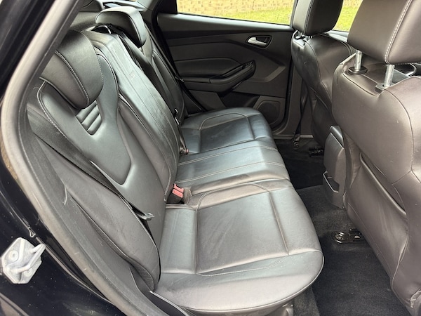 Used Ford Focus 2015 for sale - 76280514: Photo 27