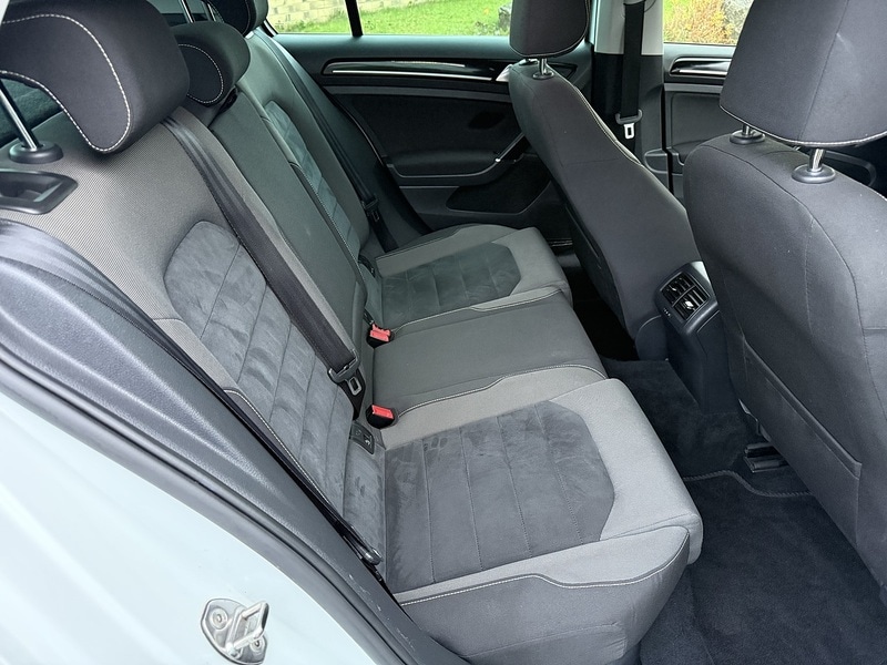 Used Volkswagen Golf 2014 for sale - 76570727: Photo 32